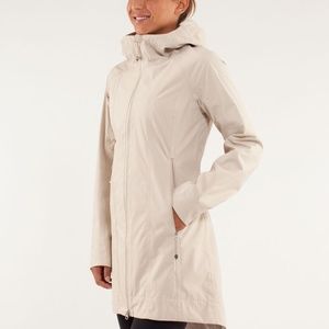 Lululemon Rare Tan Trench Raincoat Size 8
